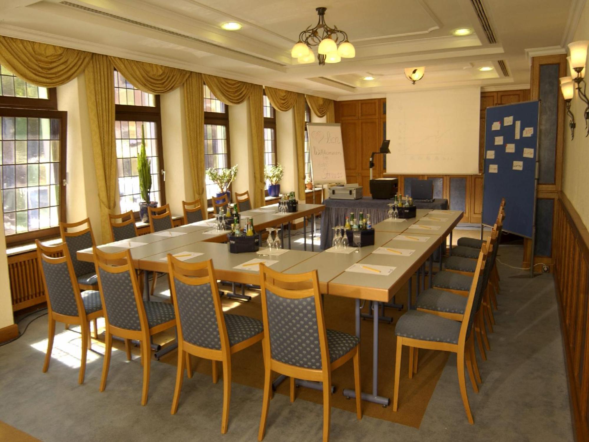 City Partner Hotel Strauss Вюрцбург Удобства фото